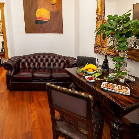 Royal Heritage In Center Appartamento